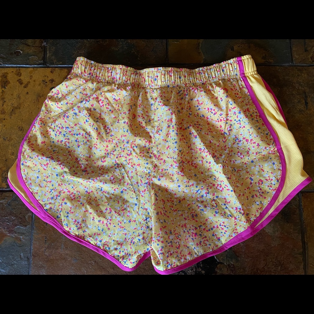 Nike, Tempo dry fit shorts, Yellow with splatter design.